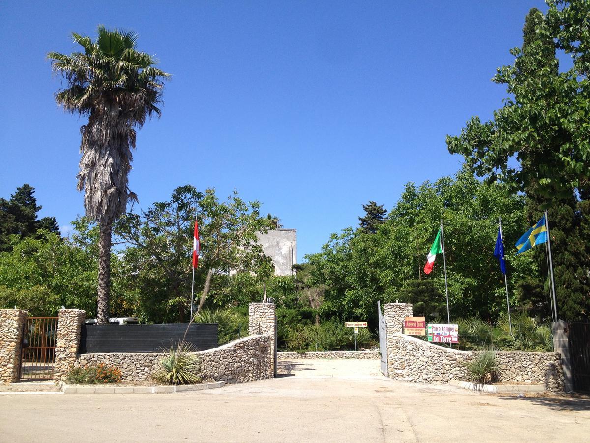 Masseria Lama Torre dell'Orso Exterior photo